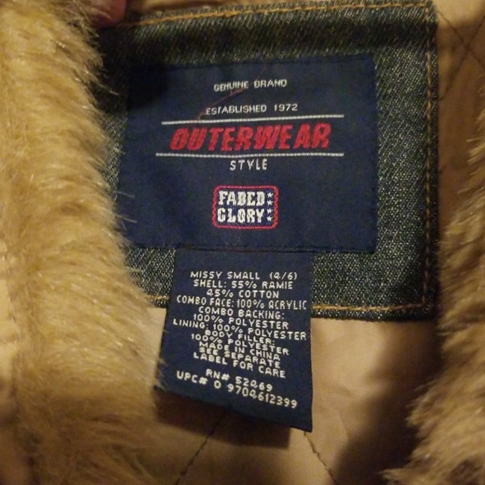 Jacket - Picture 3 of 4